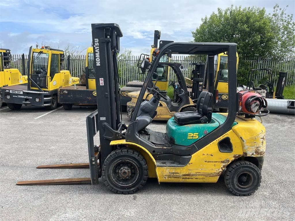 Komatsu FG25HT-16R LPG heftrucks