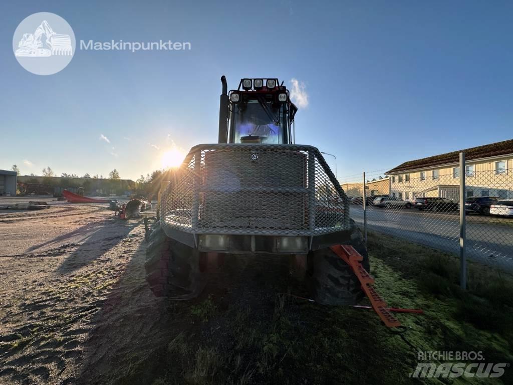 Valmet 890.3 Uitrijwagens