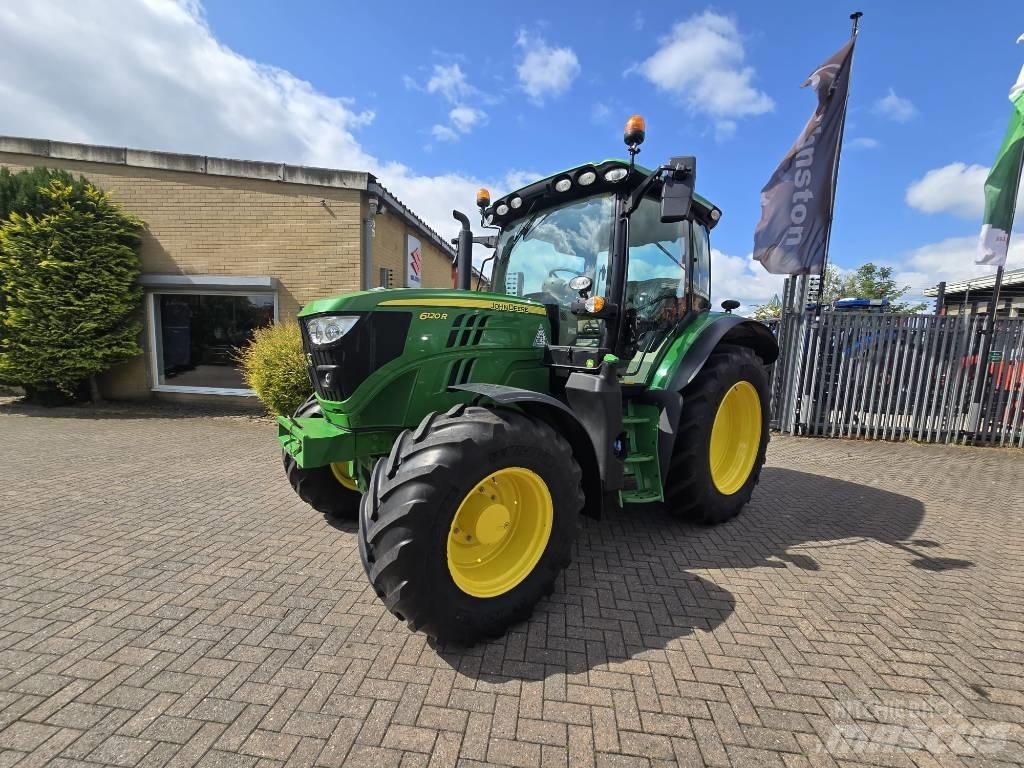John Deere 6120 R Tractoren