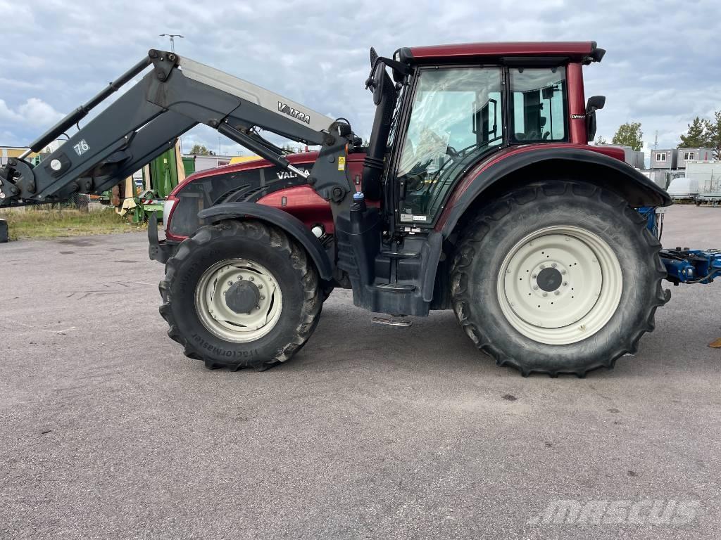 Valtra T 203 Tractoren