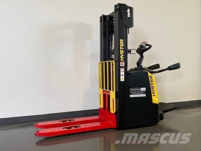 Hyster S1.2S Zelfrijdende stapelaars