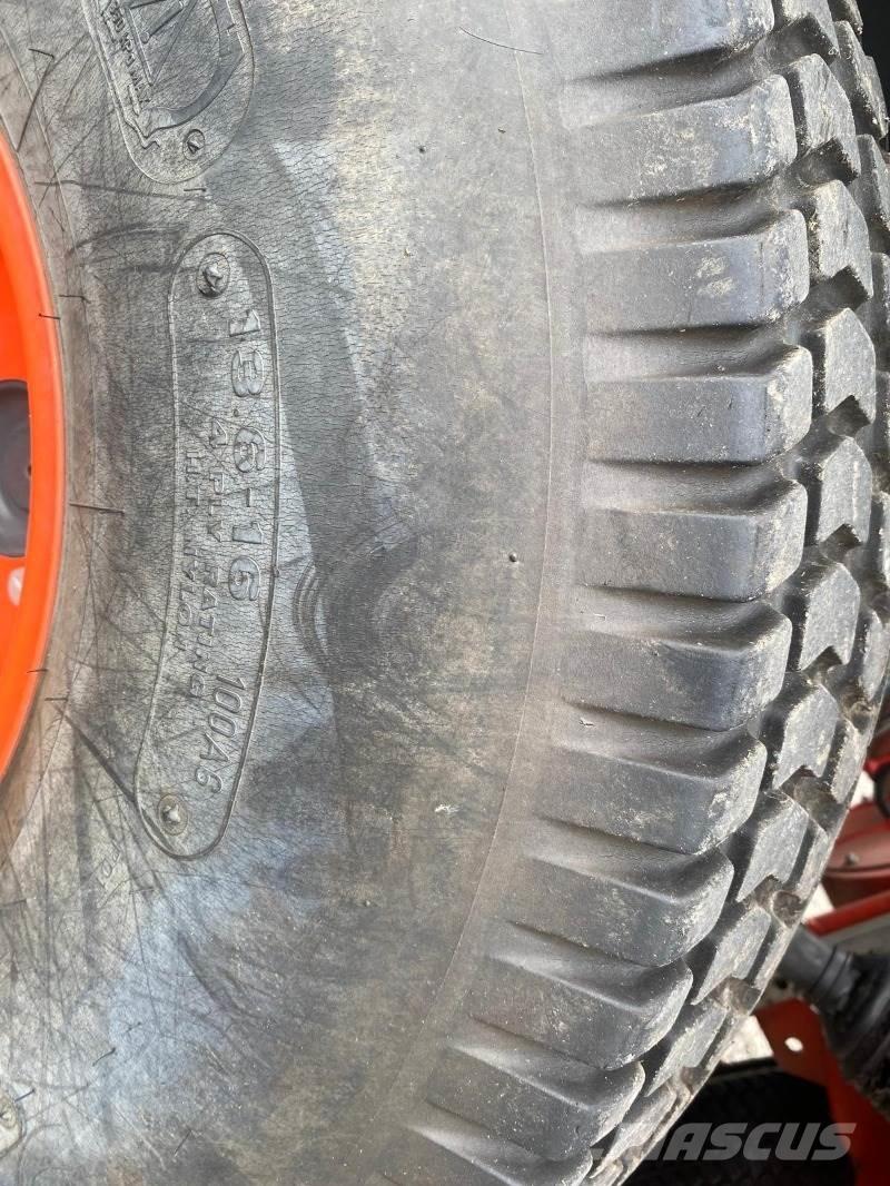 Kubota ST 401-C Compacttrekkers