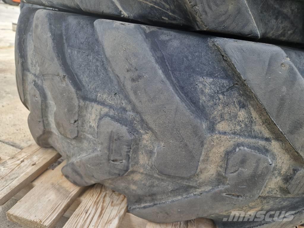 Manitou MT 1335 1440 Banden, wielen en velgen