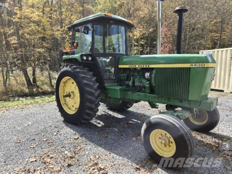 John Deere 4430 Tractoren