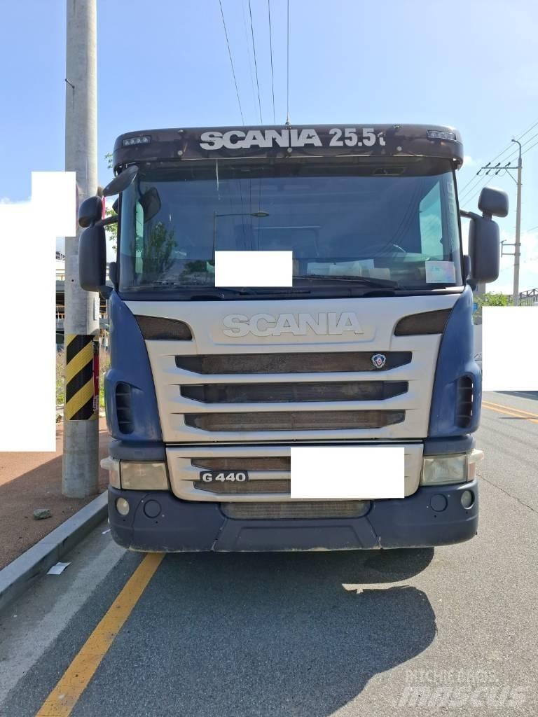 Scania G 440 Trekkers