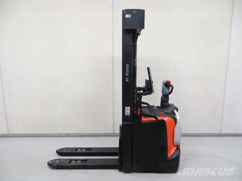 BT SPE140L Zelfrijdende stapelaars