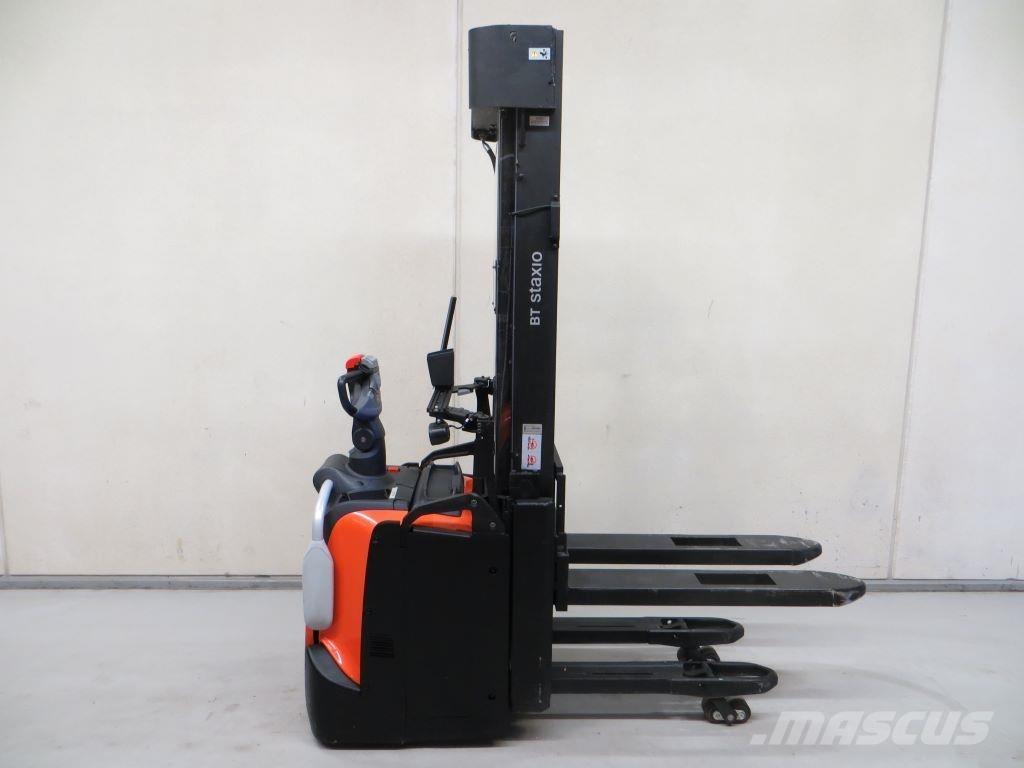 BT SPE140L Zelfrijdende stapelaars