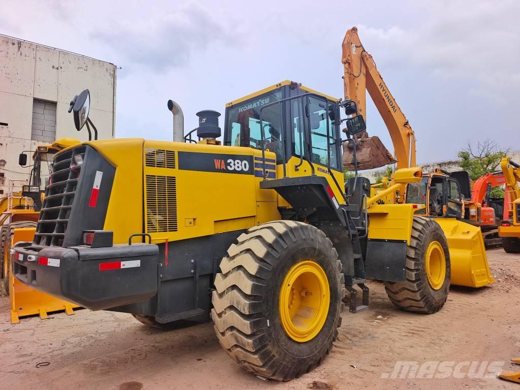 Komatsu WA 380-6 Wielladers