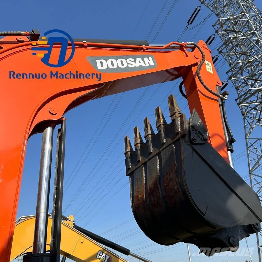 Doosan DX 60 Rupsgraafmachines