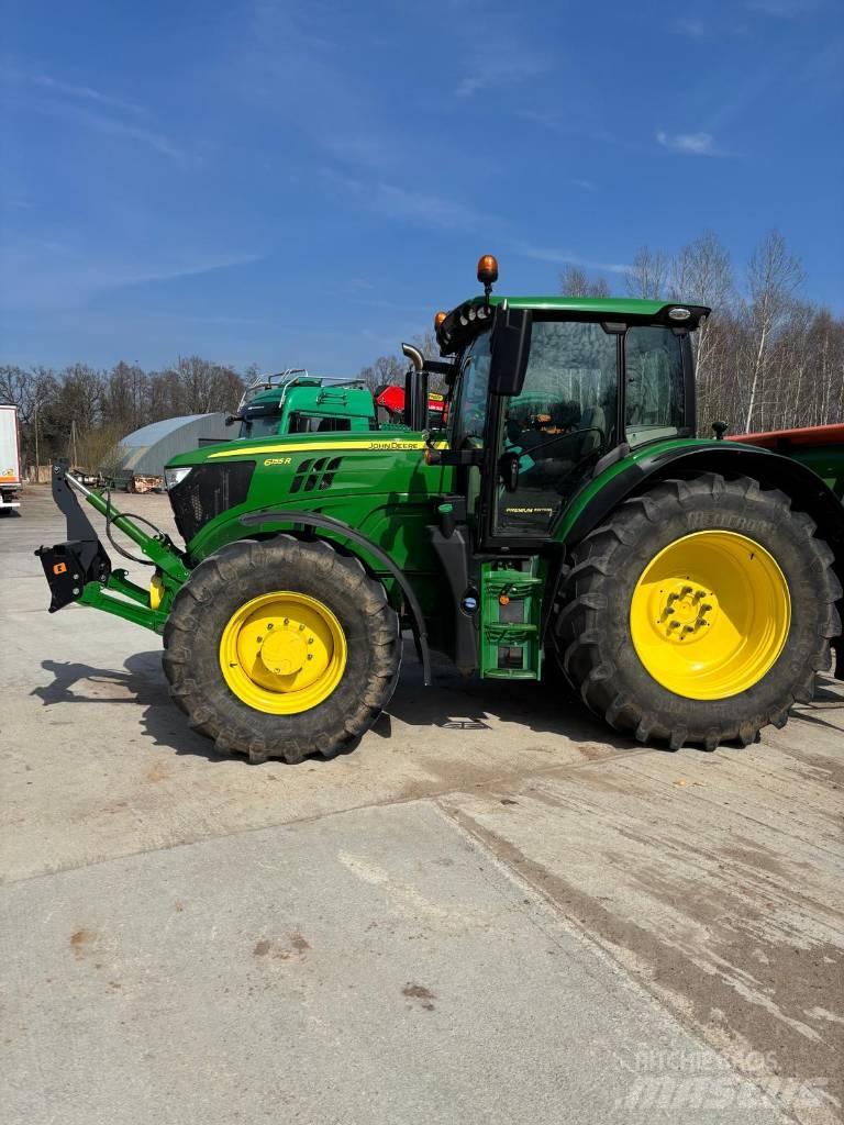 John Deere 6155 R Tractoren