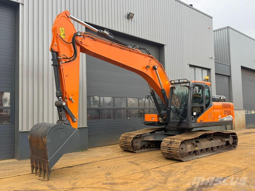 Doosan DX225LC-7 Rupsgraafmachines