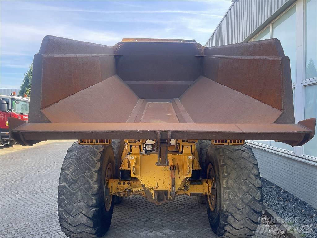 Volvo A25E Knik dumptrucks