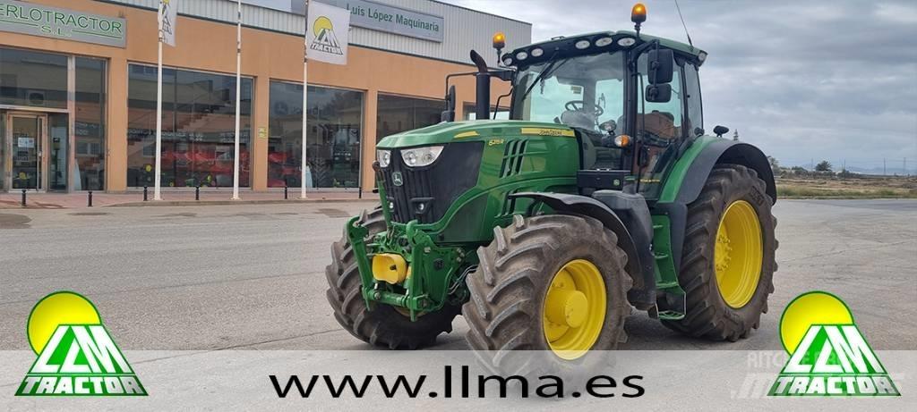 John Deere 6215 R Tractoren