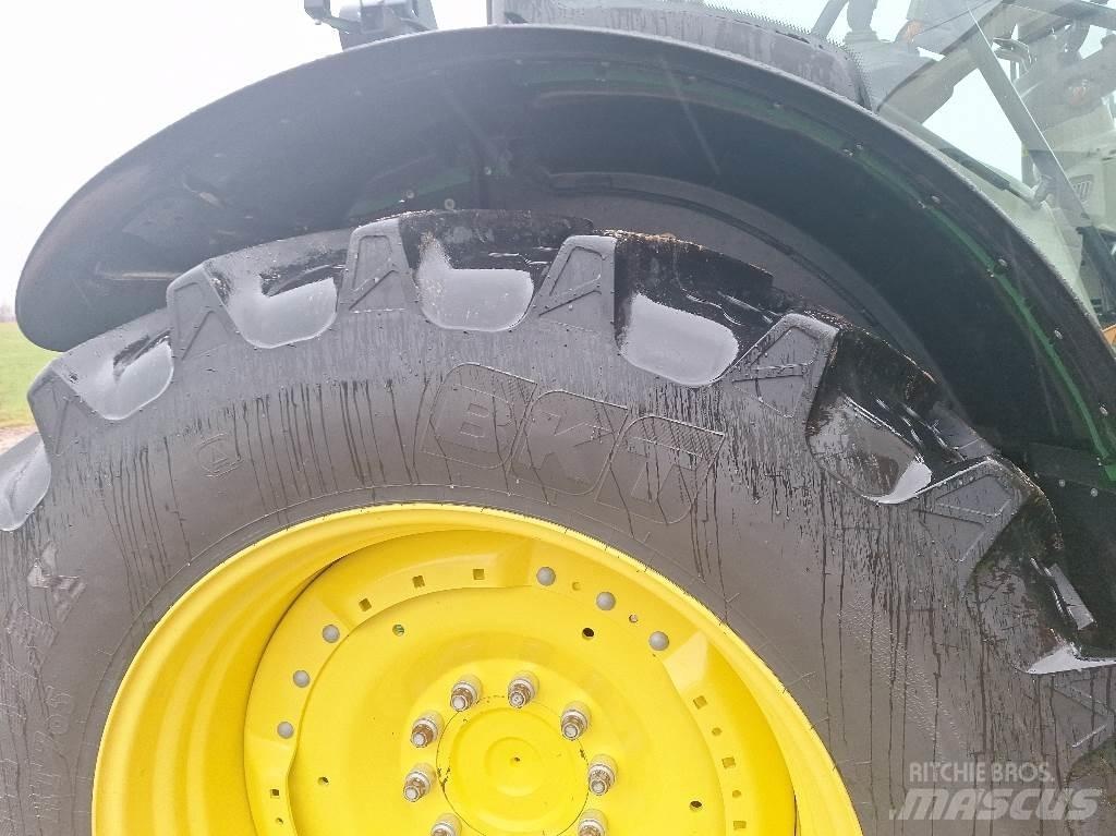 John Deere 6195R Tractoren