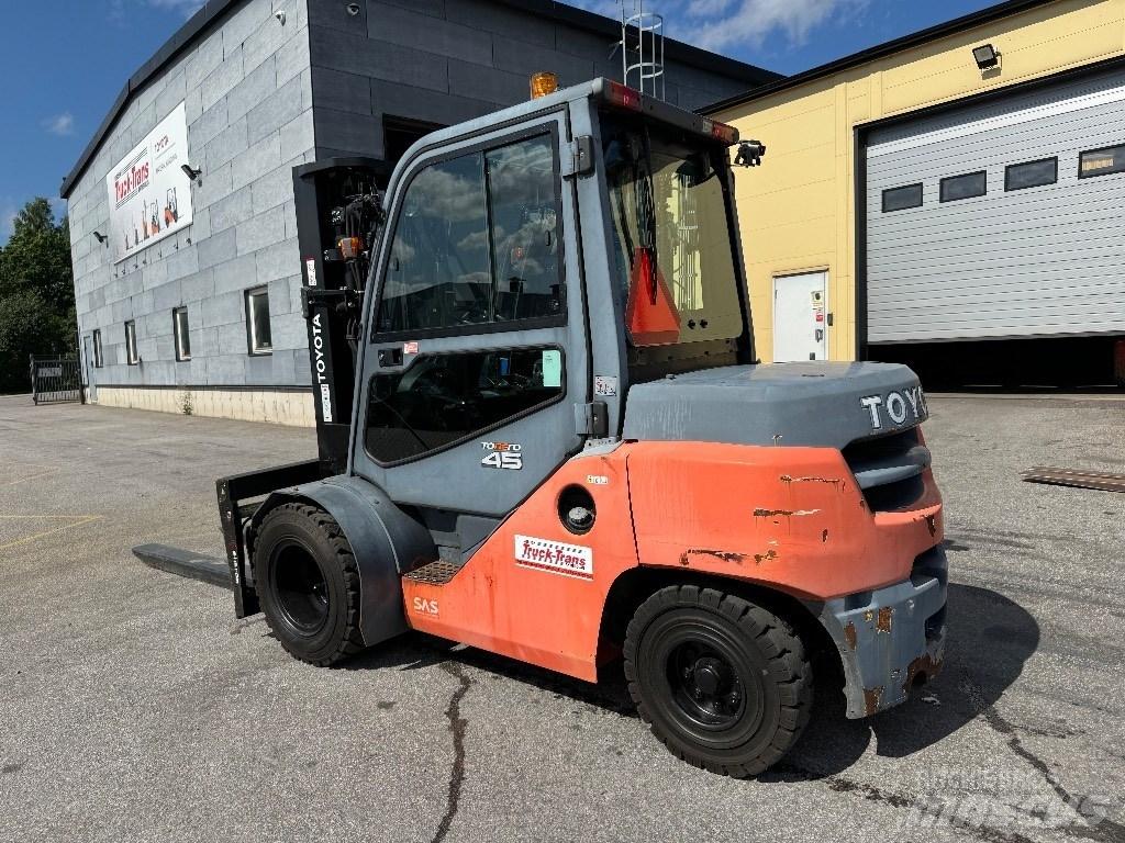 Toyota 40-8FD40N Diesel heftrucks