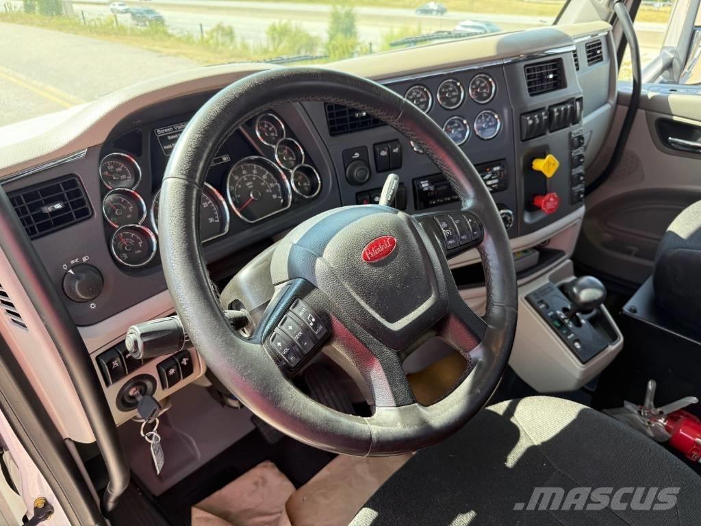 Peterbilt 567 Sleepwagens