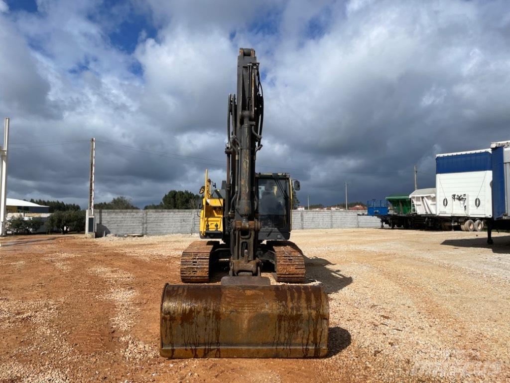 Volvo EC 220 E Rupsgraafmachines
