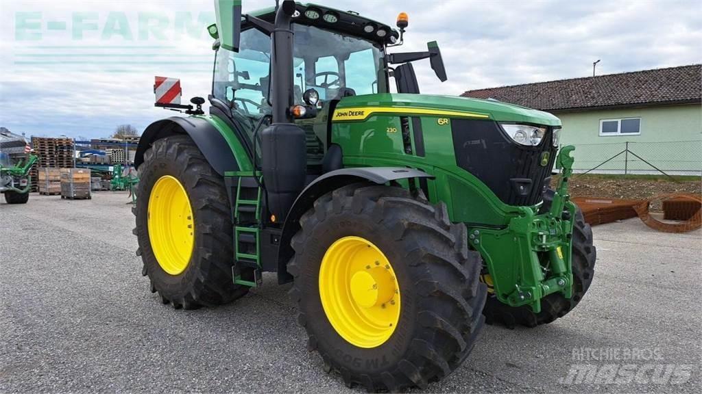 John Deere 6 r 230 Tractoren