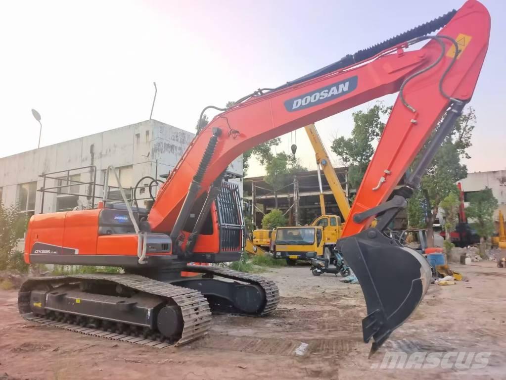 Doosan DX 225 LC Rupsgraafmachines