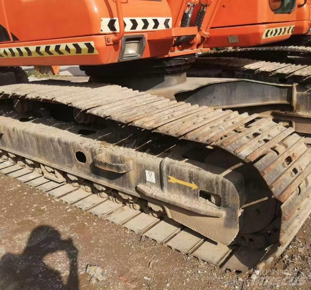 Doosan DH 220 Rupsgraafmachines