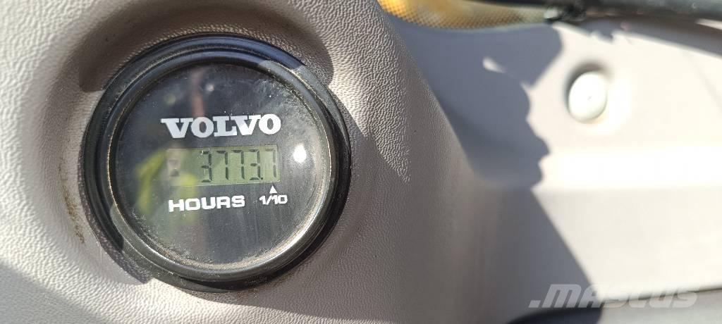 Volvo ECR235EL Rupsgraafmachines