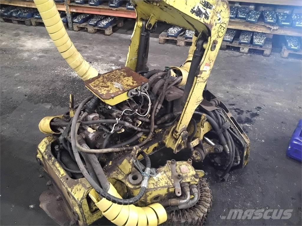 Timberjack 743 Boomvelkoppen