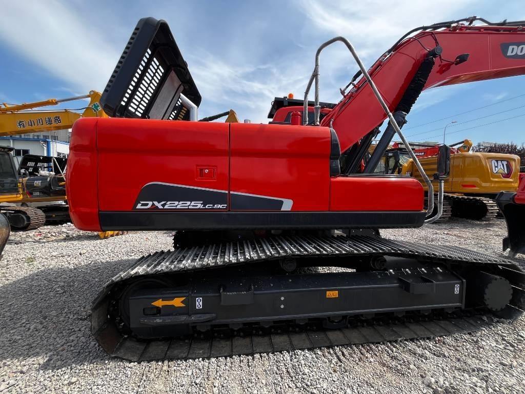 Doosan DX 225 Rupsgraafmachines
