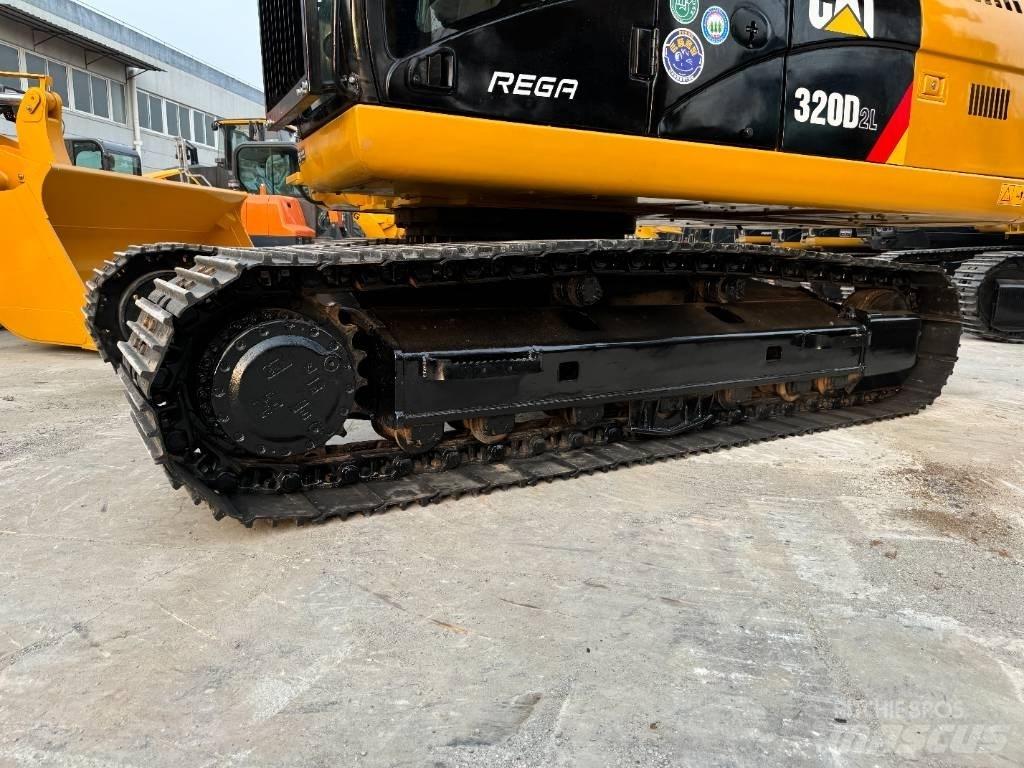 CAT 320D2 Midigraafmachines 7t - 12t