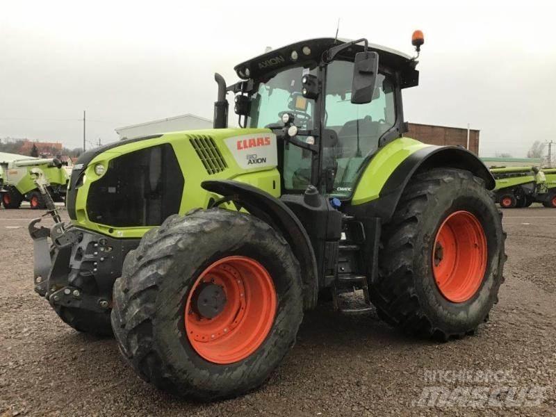 CLAAS AXION 810 Tractoren
