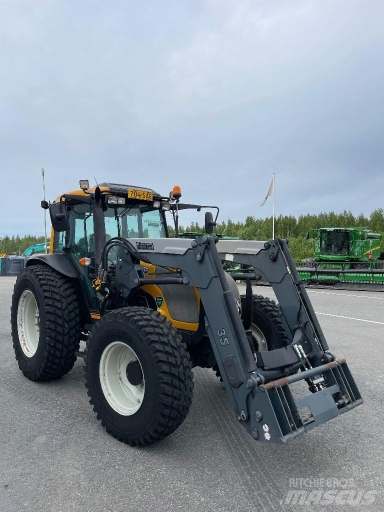 Valtra A95 Tractoren