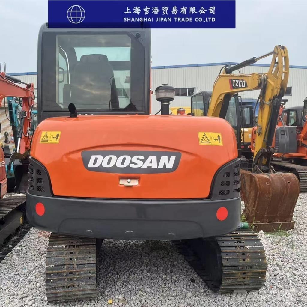 Doosan DH 60 Rupsgraafmachines
