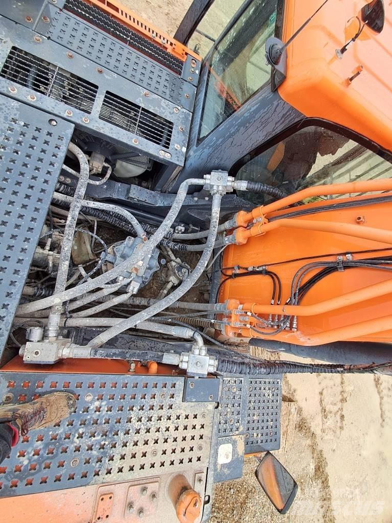 Doosan DX 420 LC Rupsgraafmachines