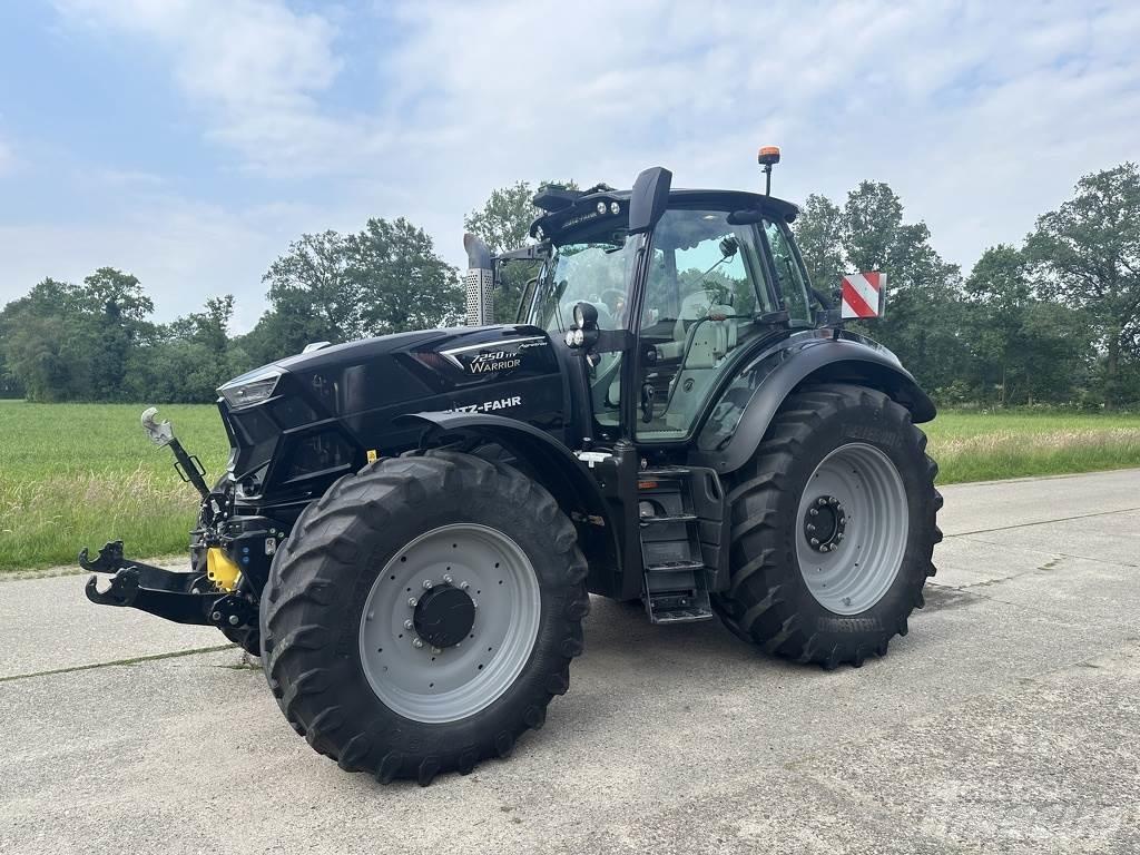 Deutz-Fahr 7250TTV Tractoren