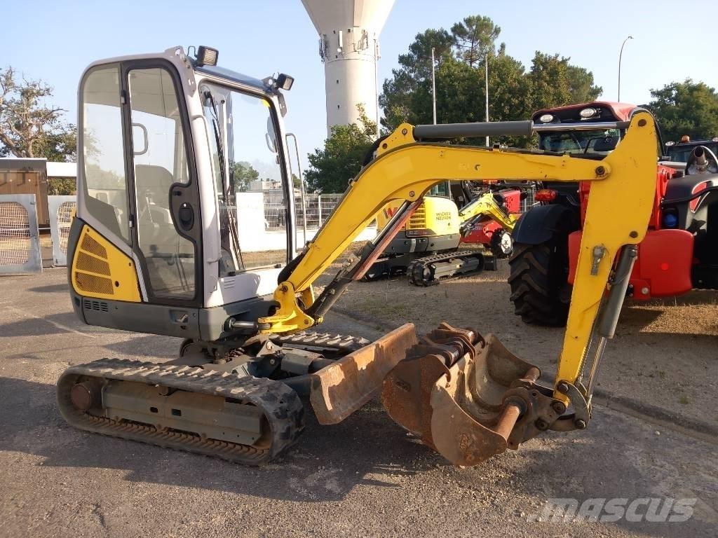 Neuson ET24 Rupsgraafmachines