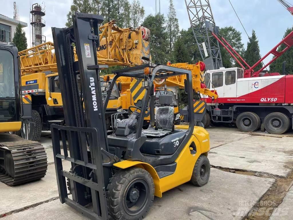 Komatsu FD 30 T-16 Diesel heftrucks