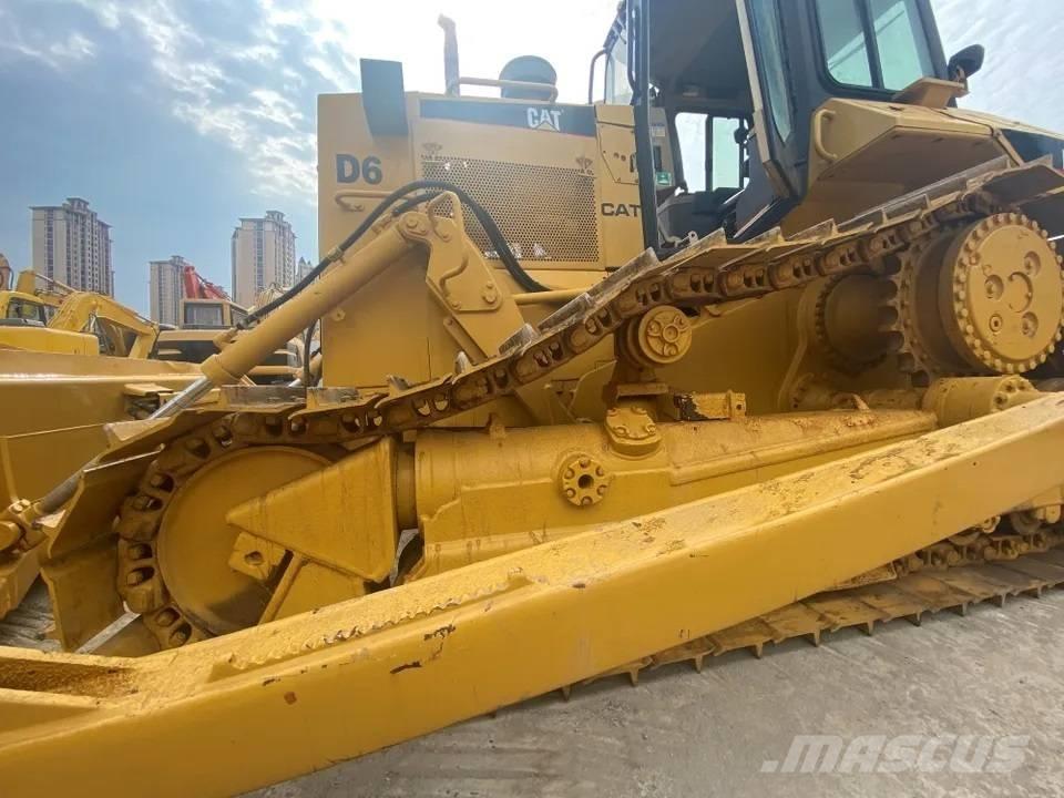 CAT D6R Rupsdozers