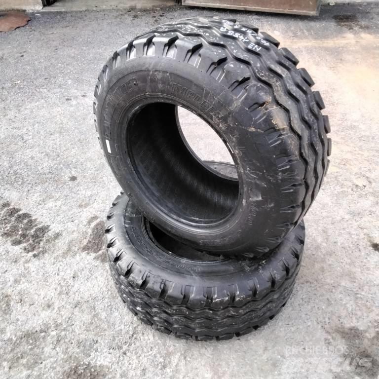 Advance 10.0/75R15.3 Banden, wielen en velgen