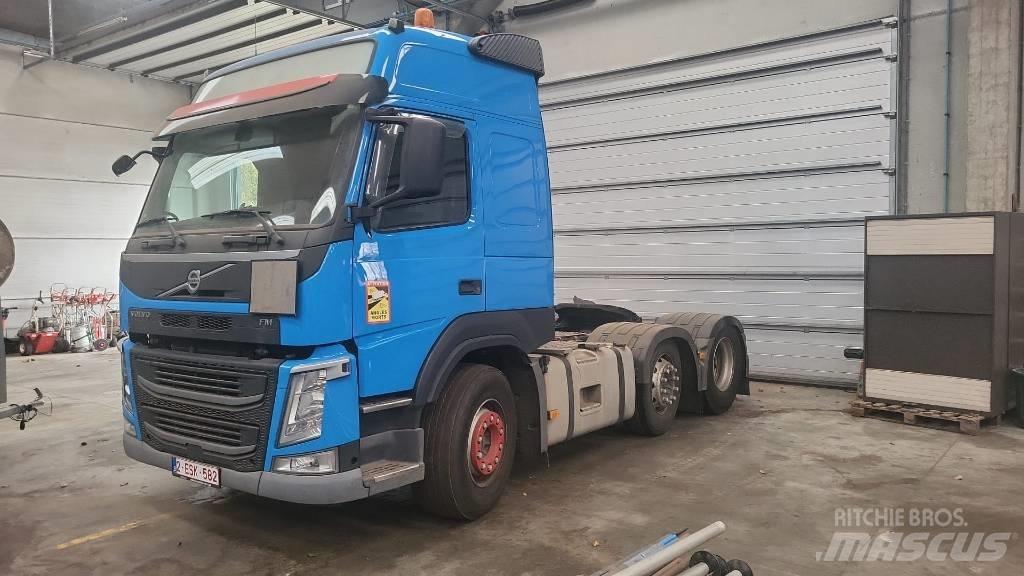 Volvo FM 12 460 Trekkers