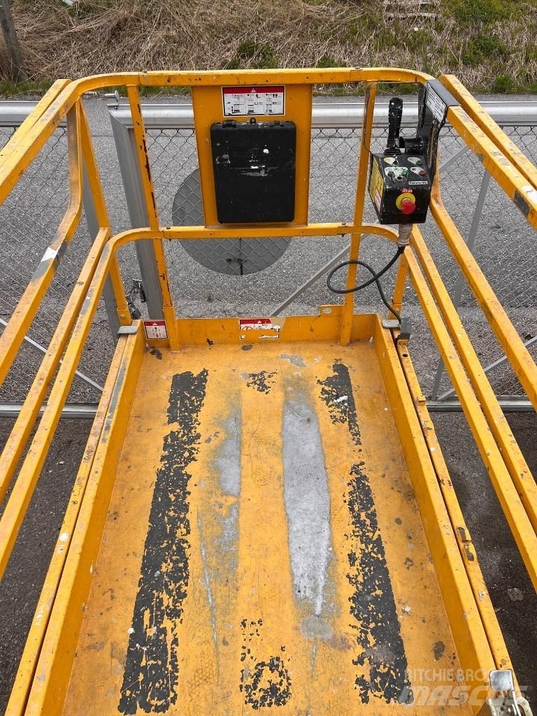 Haulotte Compact 12 Schaarhoogwerkers