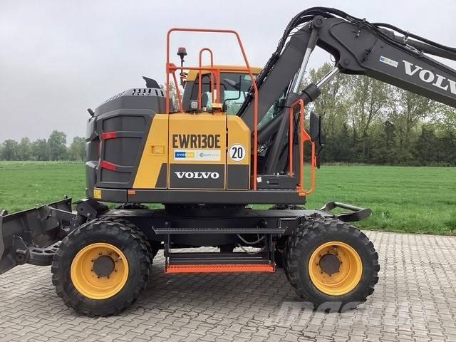 Volvo EWR 130 E Wielgraafmachines