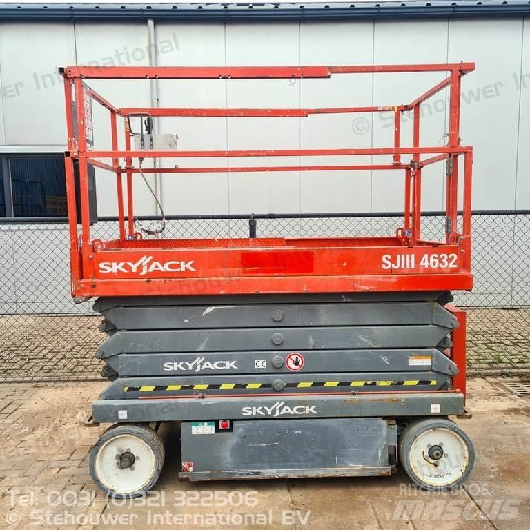 SkyJack SJ4632 Schaarhoogwerkers