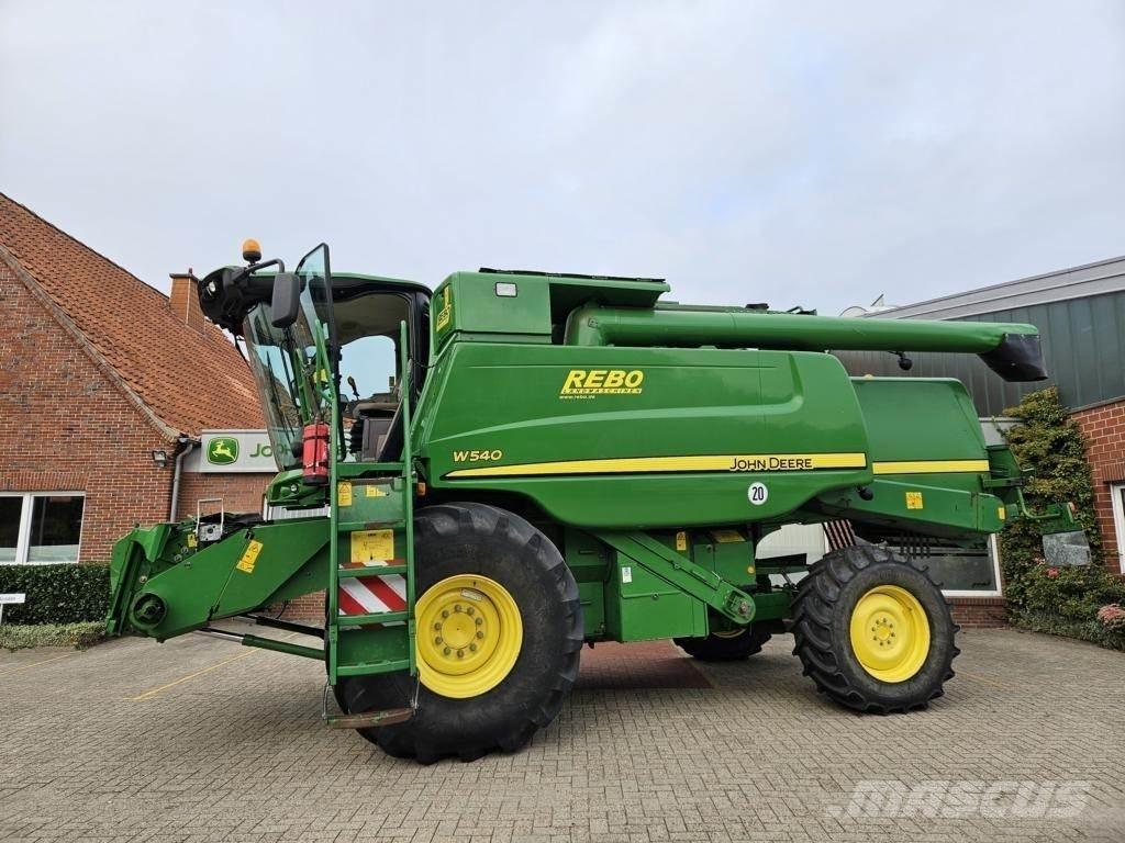 John Deere W 540 Maaidorsmachines