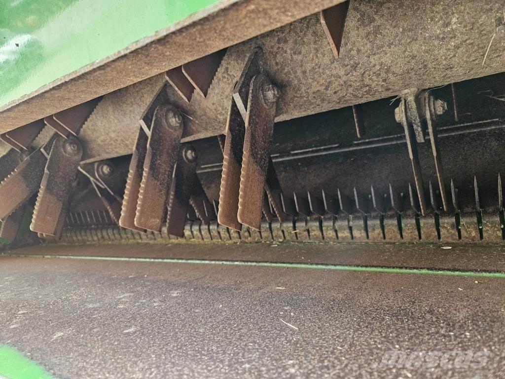 John Deere W 540 Maaidorsmachines