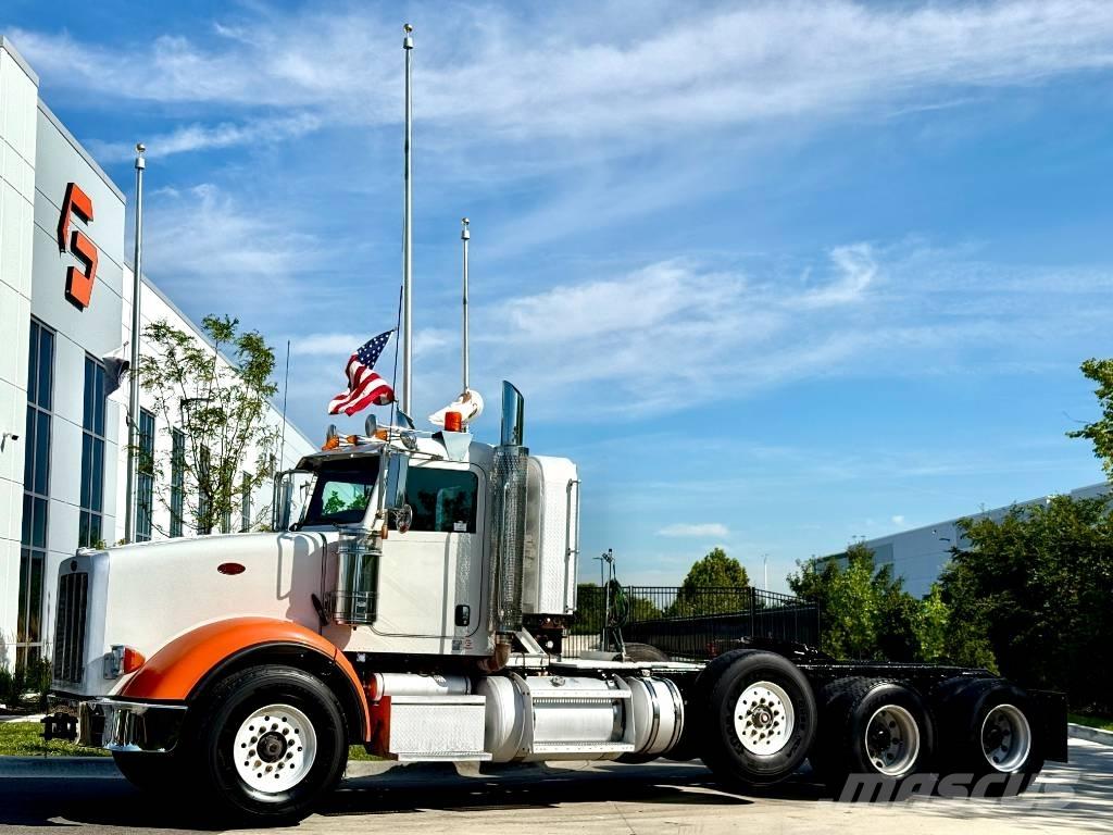 Peterbilt 367 Trekkers