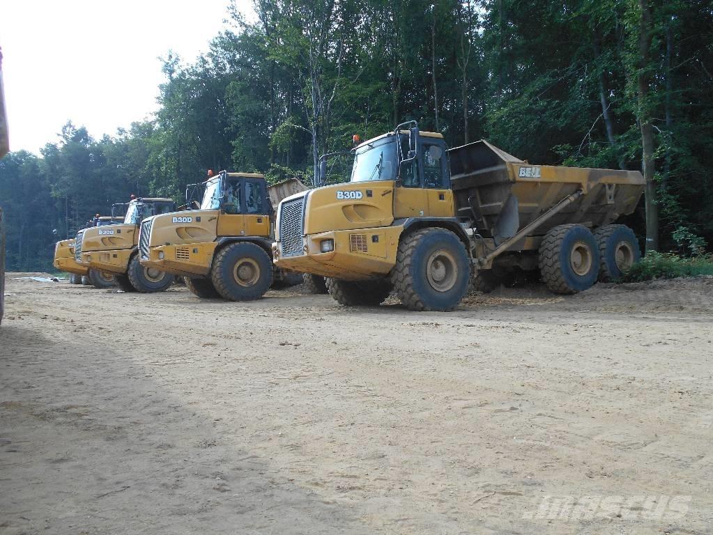 Bell 30D Knik dumptrucks