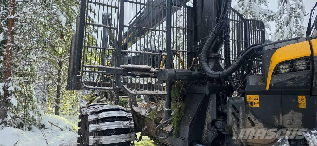 Ponsse Buffalo 8W Uitrijwagens