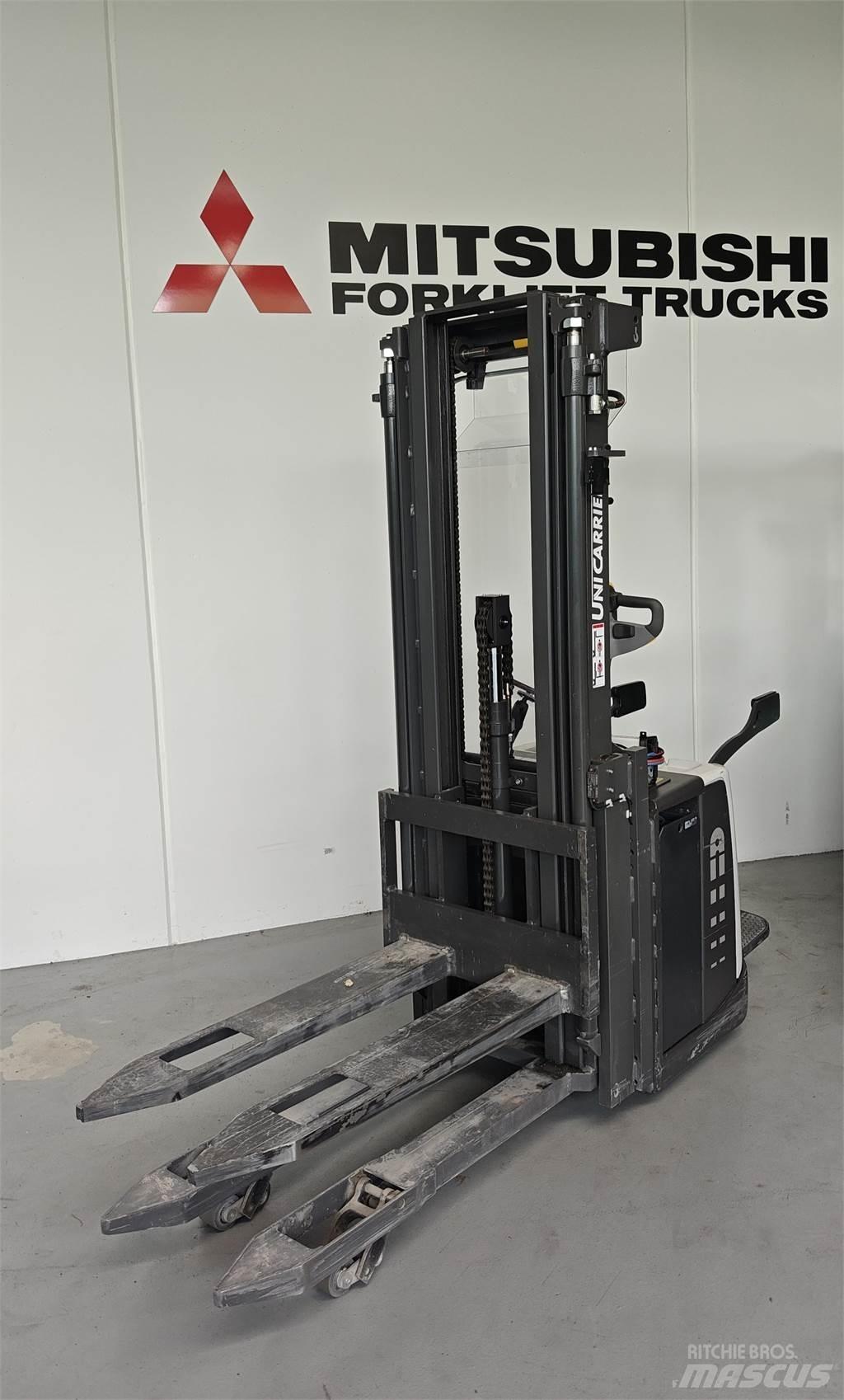 Atlet PSP160 Pallettruck met meerij platform