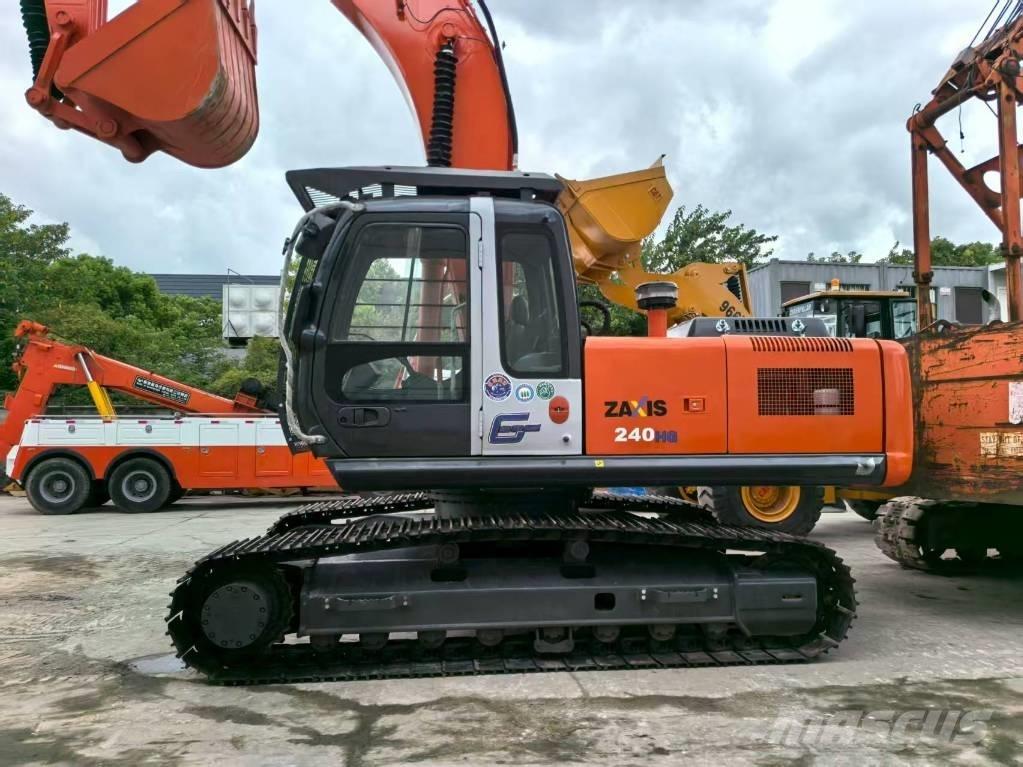 Hitachi ZX 240 HG Rupsgraafmachines