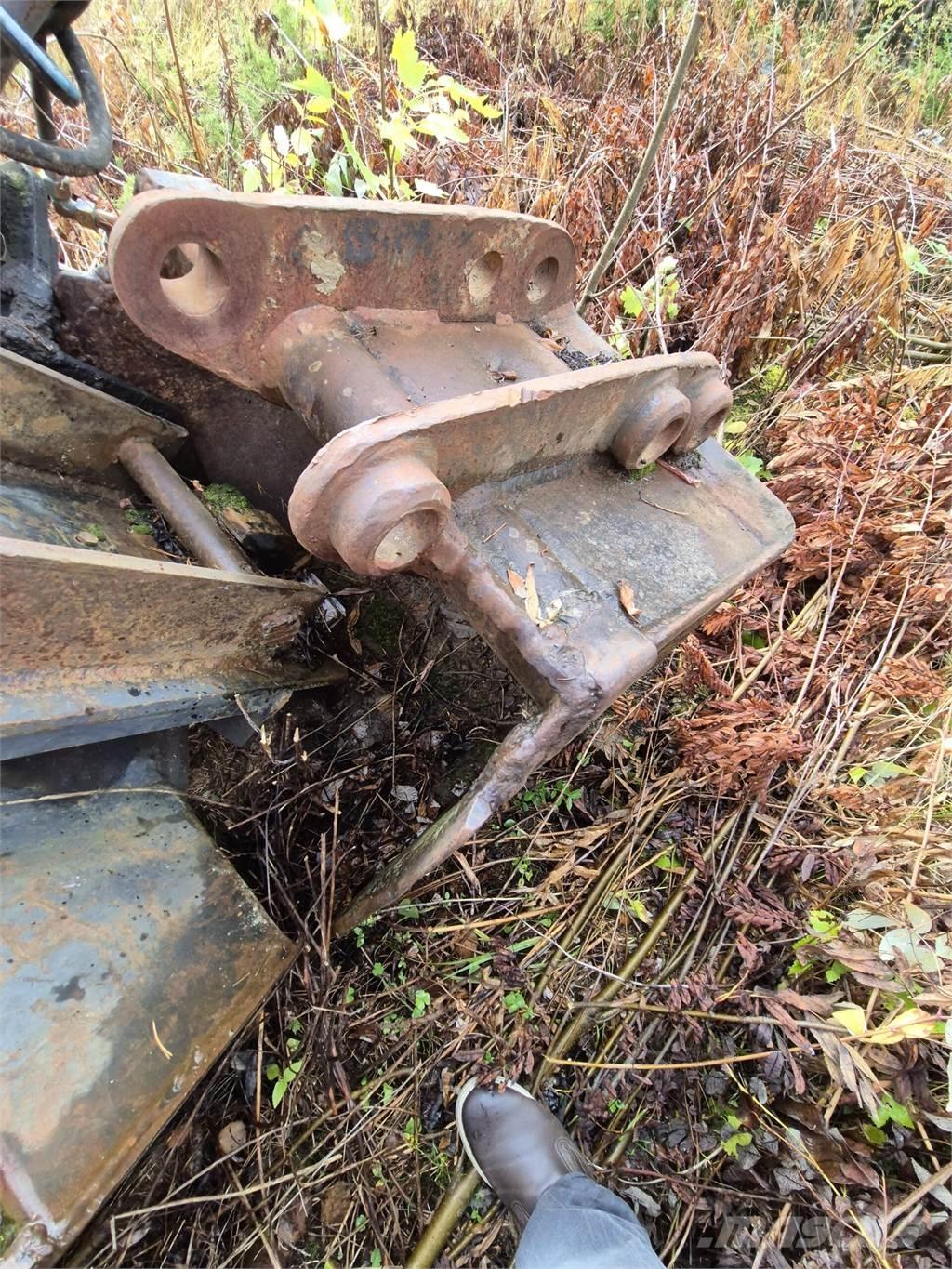  Kuokkakauha 700mm Bakken