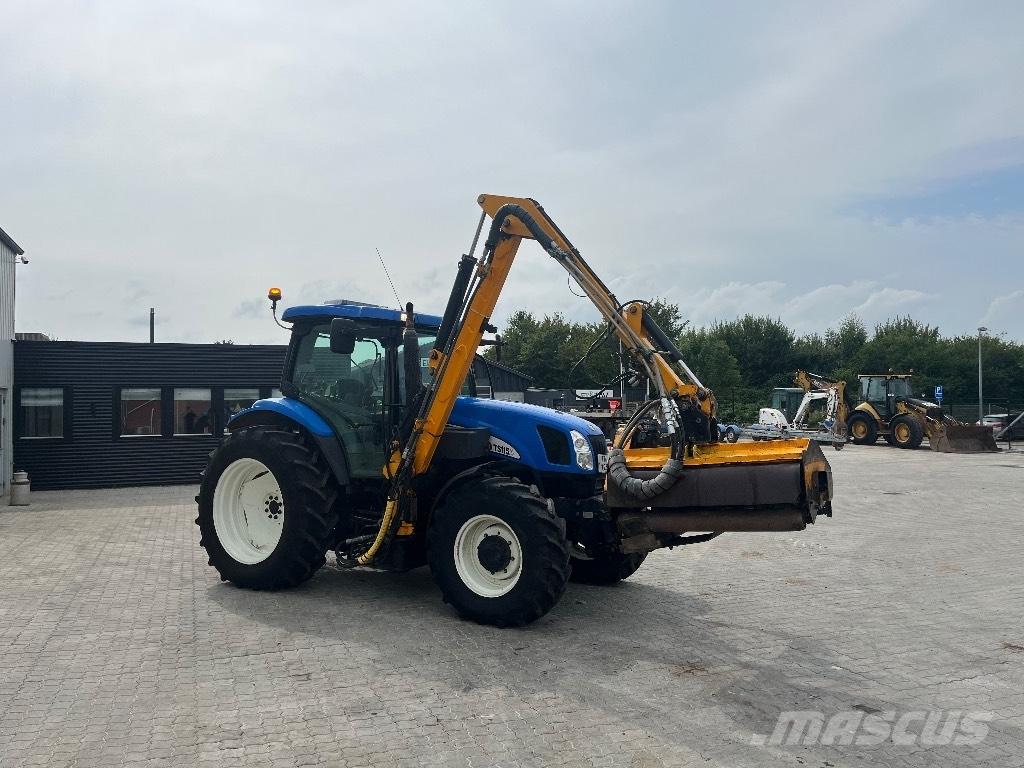 New Holland TS 115 A Tractoren